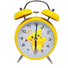 Load image into Gallery viewer, Klassischer Wecker mit Pikachu, Bisasam, Schiggy u. a. Motiv