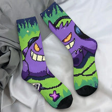 Load image into Gallery viewer, Farbenfrohe Gengar Socken in vielen bunten Motiven