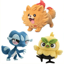 Lade das Bild in den Galerie-Viewer, Braubel, Pomfifi oder Gekkua - Wind und Welle Starter Pokemon Plüschtiere (ca. 20cm)