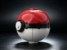Lade das Bild in den Galerie-Viewer, Pokeball als Baustein-Spielzeug (ca. 7cm)