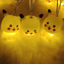 Lade das Bild in den Galerie-Viewer, Pikachu Licherkette mit 10x Pikachu (ca. 1.5M)