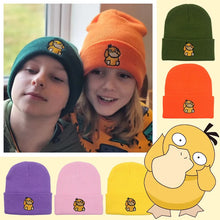 Load image into Gallery viewer, Süße Enton Psyduck Mützen Beanies für die kalte Jahreszeit in tollen Farben