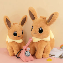 Lade das Bild in den Galerie-Viewer, Sitzendes XXL Evoli Eevee Plüsch Pokemon (40,50, 70 oder 90cm)