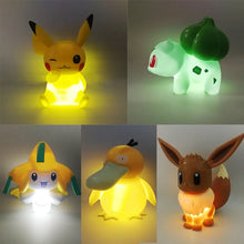 Load image into Gallery viewer, Pokemon Pikachu Lampe in verschiedenen Motiven