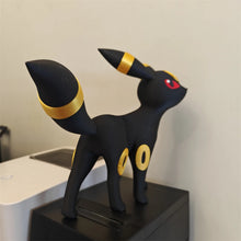 Load image into Gallery viewer, Große Pokemon Nachtara Umbreon Figur (ca. 22x24cm)