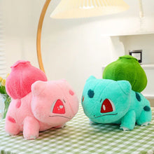 Load image into Gallery viewer, Bisasam Bulbasaur XXL Pokemon Plüsch (ca. 30cm, 45cm oder 60cm)