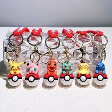 Load image into Gallery viewer, Pokeball mit Pokemon Figur Schlüsselanhänger Keychain