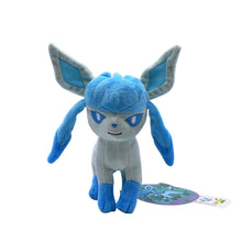 Load image into Gallery viewer, Glaziola / Glaceon Plüsch Pokemon (ca. 17cm) kaufen