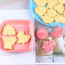 Load image into Gallery viewer, Pokemon Ausstechformen für Kekse kaufen