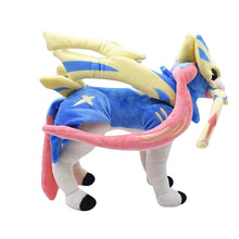 Load image into Gallery viewer, Zacian oder Zamazenta Plüsch Pokemon aus Schwert und Schild kaufen