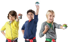 Load image into Gallery viewer, Pokemon Poke Ball Gürtel mit 2x Pokeball und 1x Figur kaufen