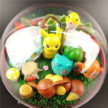 Lade das Bild in den Galerie-Viewer, Großer Pokeball mit Pokemon Figur kaufen