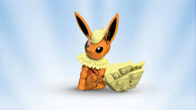 Load image into Gallery viewer, Pokémon Evoli Legendäres Evolitionsset mit 9 Figuren mit 470 Bausteinen, Spielzeug kaufen