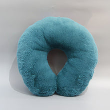 Lade das Bild in den Galerie-Viewer, Relaxo Snorlax Kuschel Nacken Kissen - Stofftier kaufen
