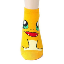Load image into Gallery viewer, Süße Pokemon Socken (Pikachu, Charmander, Enton oderSchiggy) kaufen