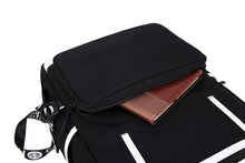 Load image into Gallery viewer, Pokemon Rucksack mit USB - ideal für Laptops kaufen