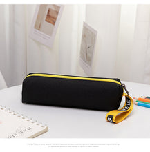 Load image into Gallery viewer, Pokemon Pikachu Canvas Federmappe / Federtasche kaufen