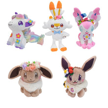 Load image into Gallery viewer, Pokemon Kuscheltiere in der Blumen Edition: Evoli, Galarian Gallopa, Iksbat etc. kaufen