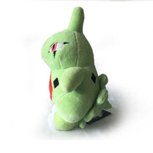 Lade das Bild in den Galerie-Viewer, Larvitar Pokemon Stofftier (ca. 22cm) kaufen