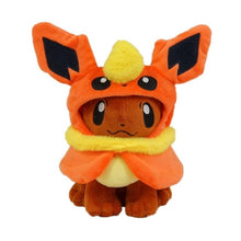 Lade das Bild in den Galerie-Viewer, Eevee Plüsch mit Poncho - Umbreon, Espeon, Jolteon, Vaporeon, Sylveon, Flareon (ca. 20cm) kaufen
