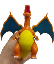 Lade das Bild in den Galerie-Viewer, Pokemon Charizard Glurak Figur ca. 9cm
