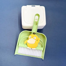 Load image into Gallery viewer, Pokemon Mini-Kehrschaufel-Set, für Schreibtisch, Kinder etc.
