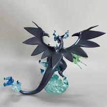 Load image into Gallery viewer, Detailreiche Pokemon Glurak Charizard oder Quajutsu Greninja Figur

