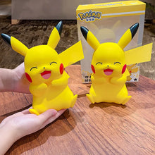 Lade das Bild in den Galerie-Viewer, Fröhlicher Pikachu Spardose, Sparbüchse
