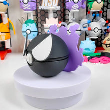 Lade das Bild in den Galerie-Viewer, Gengar, Haunter Alpollo oder Gastly Nebulak Premium Poké Ball Pokeball
