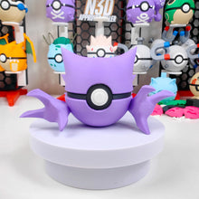 Lade das Bild in den Galerie-Viewer, Gengar, Haunter Alpollo oder Gastly Nebulak Premium Poké Ball Pokeball

