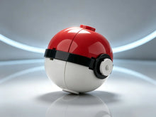 Lade das Bild in den Galerie-Viewer, Pokeball als Baustein-Spielzeug (ca. 7cm)
