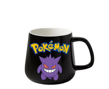 Lade das Bild in den Galerie-Viewer, Pokemon Keramik Tasse im Gengar, Relaxo, Mew oder Pikachu Look (400ml)
