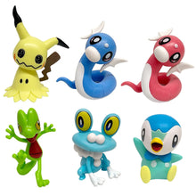 Lade das Bild in den Galerie-Viewer, 6er Set Pokemon Figuren mit Mimigma  Mimikyu, Dratini, Froxy Froakie, Geckarbor Treecko, Plinfa
