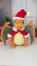 Laden und Abspielen von Videos im Galerie-Viewer, Glurak Charizard im Weichnachts Look (ca. 26cm)
