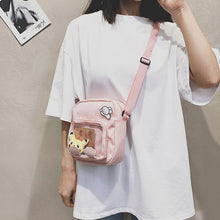 Lade das Bild in den Galerie-Viewer, Pokémon Pikachu Messenger Bag mit transparenter Front kaufen
