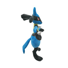 Lade das Bild in den Galerie-Viewer, Pokemon Unite Lucario Stofftier (ca. 25cm) kaufen
