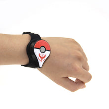 Lade das Bild in den Galerie-Viewer, Pokemon Go Plus Bluetooth Autocatch Armband kaufen
