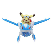 Lade das Bild in den Galerie-Viewer, Pikachu &amp; Latios / Latias Plüsch Pokemon Plüschtier (ca. 25cm) kaufen
