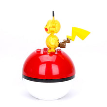 Lade das Bild in den Galerie-Viewer, Mega Construx Pokemon Pokeball (Pikachu, Mauzi, Glumanda, Bisasam, Schiggy Pummeluff) mit Pokemon Ball kaufen
