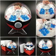 Lade das Bild in den Galerie-Viewer, Großer Pokeball mit Pokemon Figur kaufen

