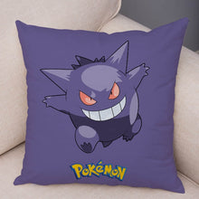 Lade das Bild in den Galerie-Viewer, Pokemon Pikachu, Gengar, Glurak, uvm. Kissenbezüge kaufen
