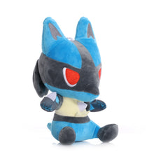 Lade das Bild in den Galerie-Viewer, Lucario Plüsch Pokemon (ca. 20cm) kaufen
