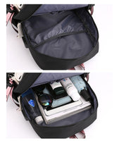 Lade das Bild in den Galerie-Viewer, Pokémon Rucksack mit Laptopfach für Schule, Uni etc. kaufen
