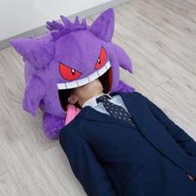 Lade das Bild in den Galerie-Viewer, XXL Plüschfigur Pokémon Gengar mit ausrollbarer Zunge (ca. 45cm) kaufen
