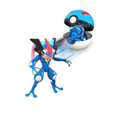 Lade das Bild in den Galerie-Viewer, Quajutsu Greninja Spielzeug Figur mit Pokeball kaufen
