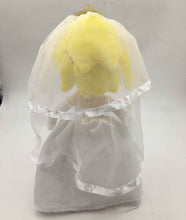 Load image into Gallery viewer, Mario und Peaches als Brautpaar Mario Odyssey Kuscheltiere kaufen
