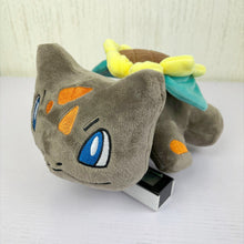 Lade das Bild in den Galerie-Viewer, Bisasam Bulbasaur Plüsch Pokemon Special Edition kaufen
