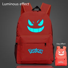 Lade das Bild in den Galerie-Viewer, Pokemon Luminous Rucksack - Leuchtet im Dunkeln kaufen
